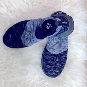 Hyper Archmotion women’s size 8.5 NWT